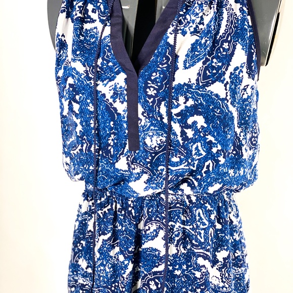VINCE CAMUTO Blue White Paisley Chiffon Dres - Picture 1 of 6